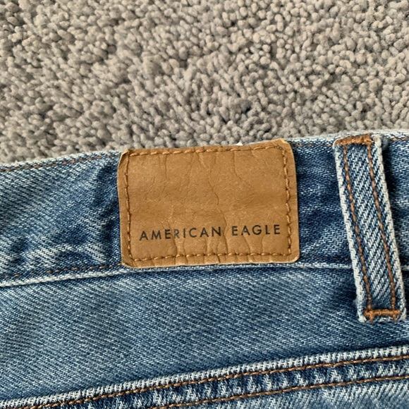 American Eagle Denim Mom Shorts 4 - Picture 5 of 6